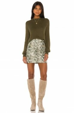 Deals ๐ Song Of Style Ollie Sweater In Green ๐ 9 Deals ๐ Song Of Style Ollie Sweater In Green ๐ -Song of Style Sales Shop SOSR WK19 V4